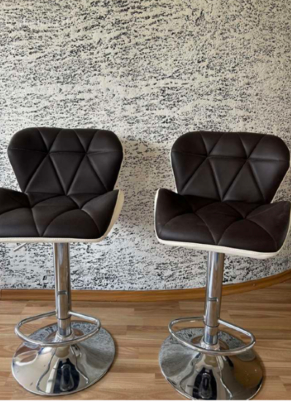 2 kėdės Šiauliai-Prienai