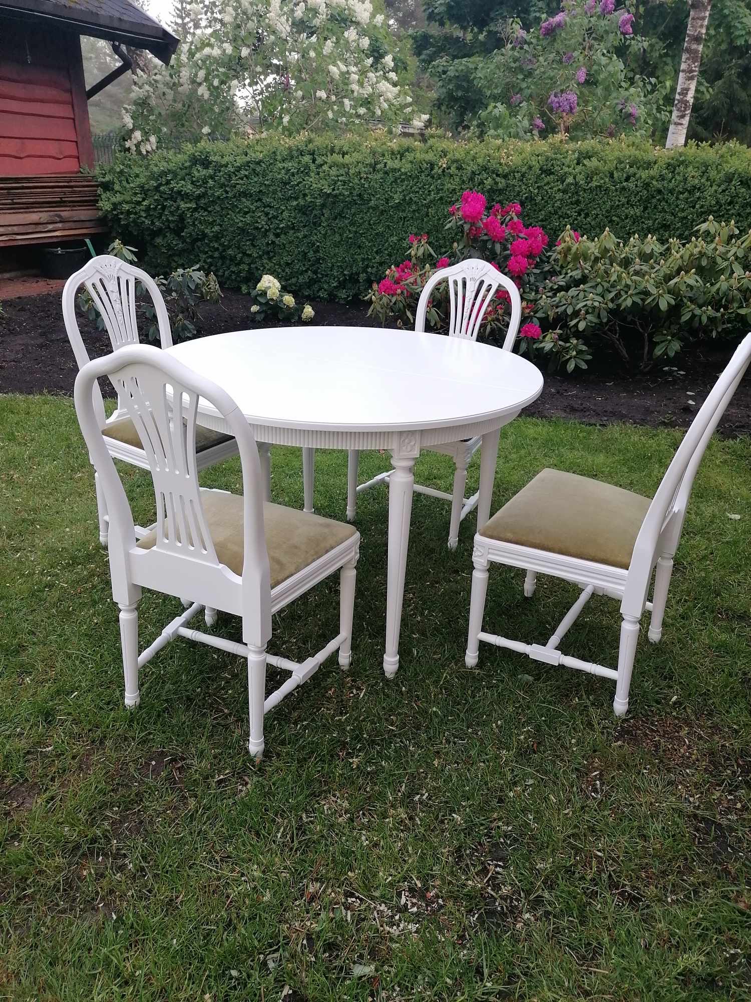 Stalas 4 kėdės Šiauliai-Utena